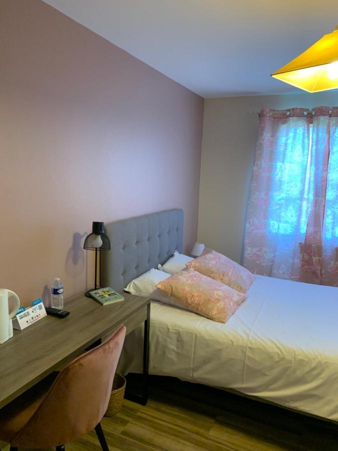 Logis-Hotel Restaurant Auberge Les Vallees Du Perche Vichères Zewnętrze zdjęcie