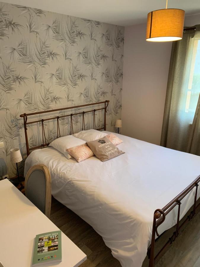 Logis-Hotel Restaurant Auberge Les Vallees Du Perche Vichères Zewnętrze zdjęcie